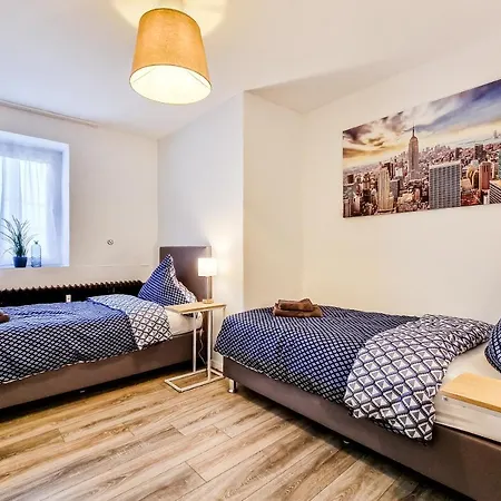 דירה Adora הילדן