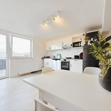 Apartment Adora *