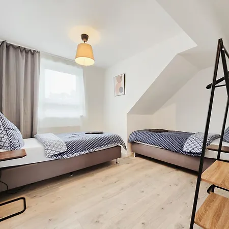 Adora דירה הילדן