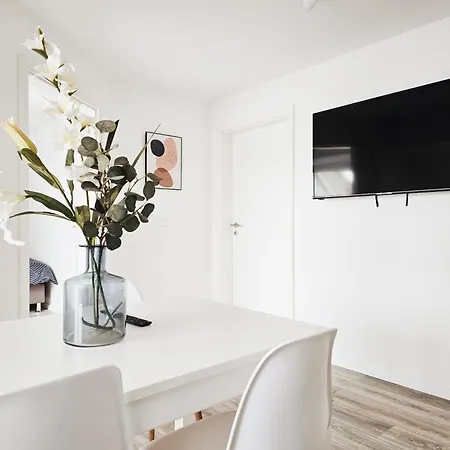 Apartment Adora *